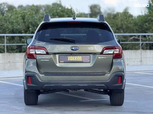 Subaru Outback 2017 - фото 19