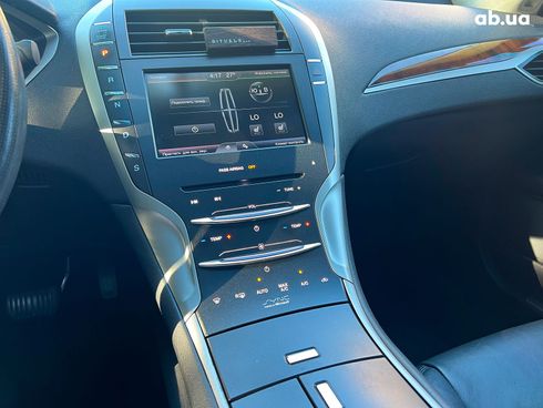 Lincoln MKZ 2013 серый - фото 17