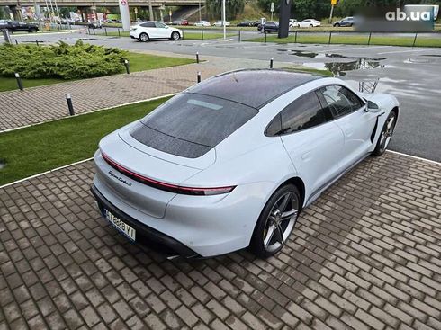 Porsche Taycan 2021 - фото 20
