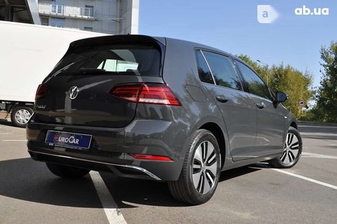 Volkswagen e-Golf 2020 - фото 29