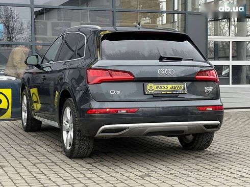 Audi Q5 2018 - фото 5
