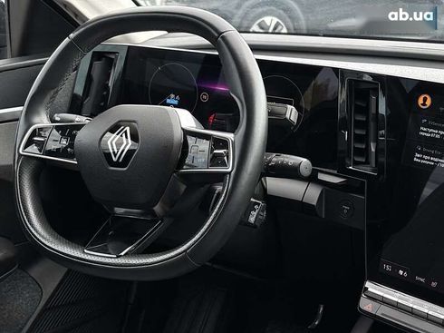 Renault Megane 2022 - фото 15