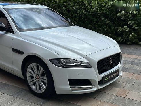 Jaguar XF 2016 - фото 5