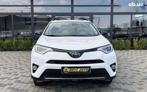 Toyota RAV4 2018 - фото 2