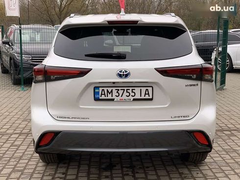 Toyota Highlander 2024 - фото 17