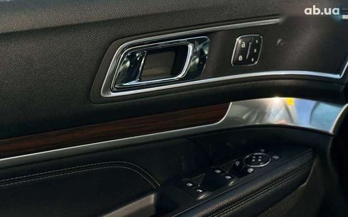 Ford Explorer 2017 - фото 7