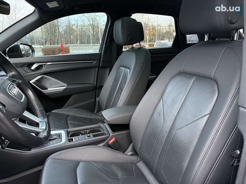 Audi Q3 2021 - фото 15