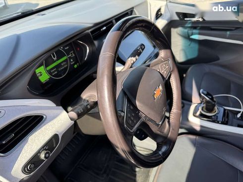 Chevrolet Bolt 2021 - фото 15