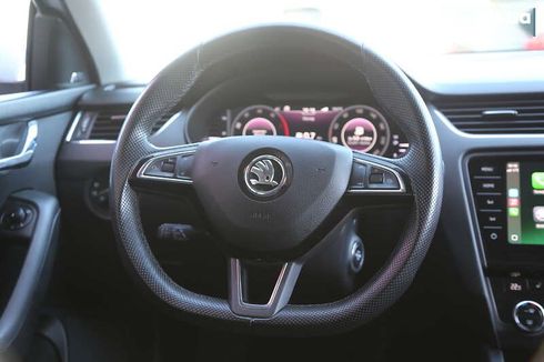 Skoda Octavia 2019 - фото 16