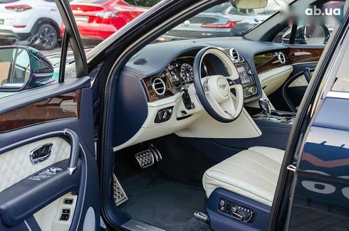Bentley Bentayga 2019 - фото 21