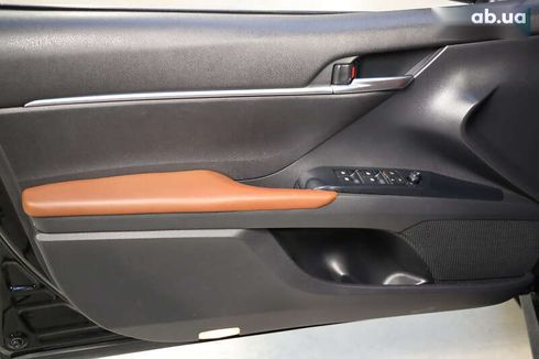 Toyota Camry 2017 - фото 9