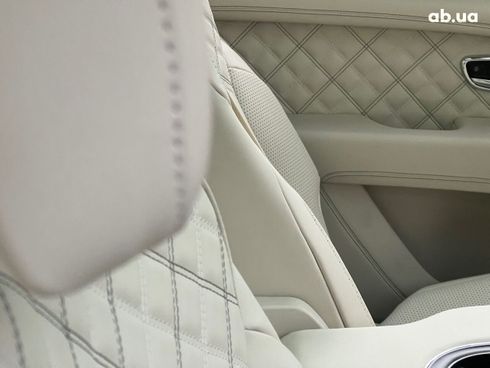 Bentley Bentayga 2021 - фото 10