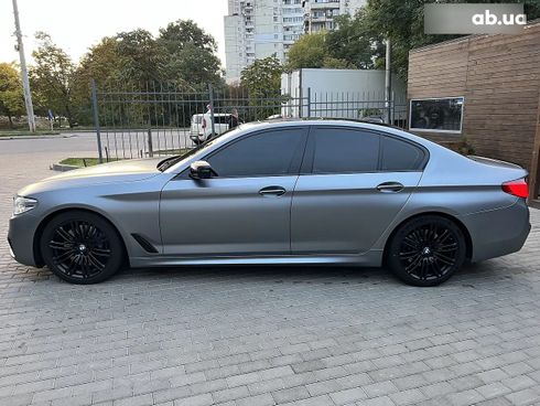 BMW 5 серия 2018 серый - фото 8