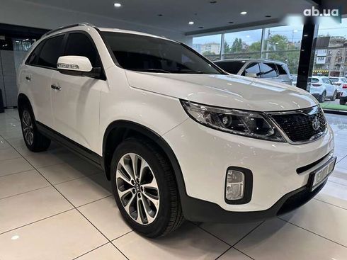 Kia Sorento 2012 - фото 3