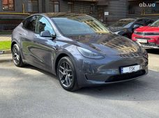 Продаж вживаних Tesla Model Y в Києві - купити на Автобазарі