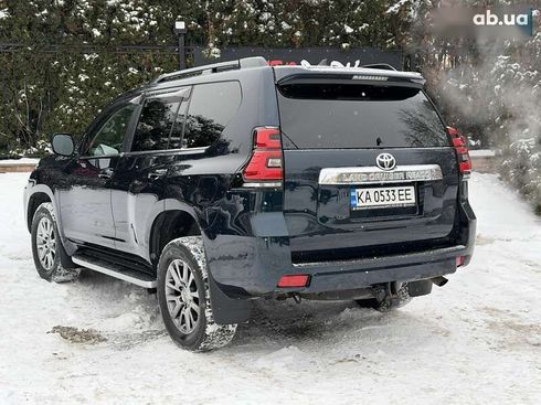 Toyota Land Cruiser Prado 2019 - фото 10