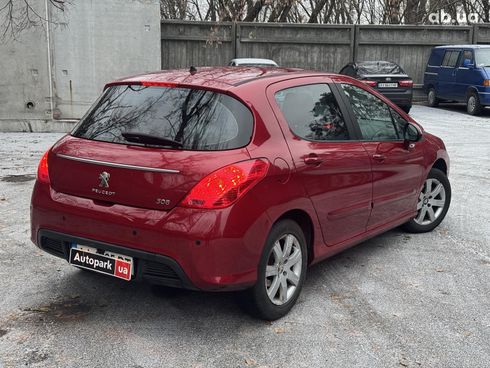 Peugeot 308 2012 красный - фото 6