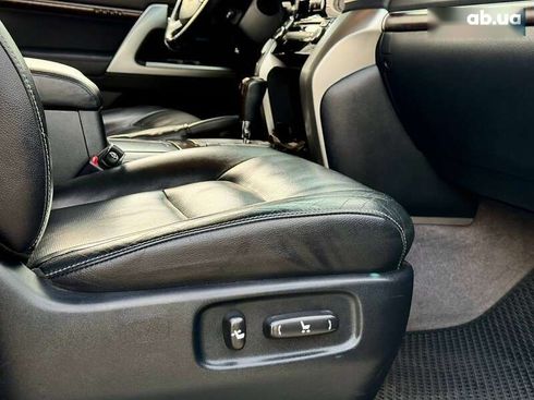 Toyota Land Cruiser 2012 - фото 28