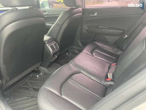 Kia K5 2017 - фото 15