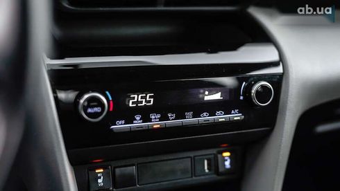 Toyota Yaris Cross 2022 - фото 25