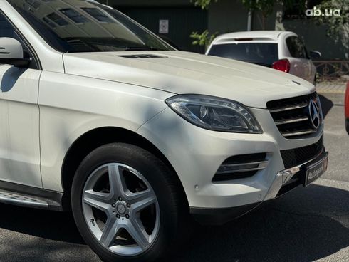 Mercedes-Benz M-Класс 2013 белый - фото 10