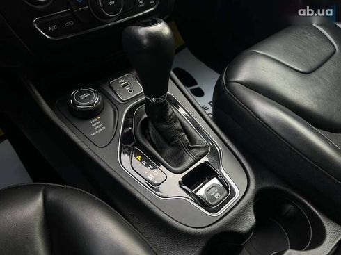 Jeep Cherokee 2019 - фото 20