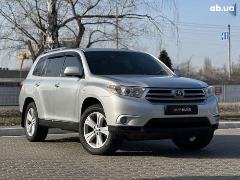 Toyota Highlander 2010 - фото 7