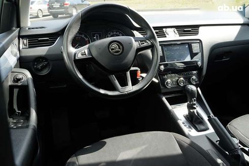 Skoda Octavia 2018 - фото 22