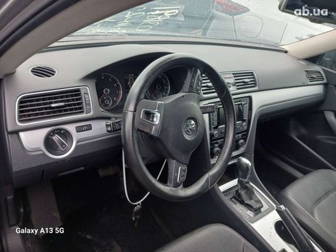 Volkswagen Passat 2013 серебристый - фото 6