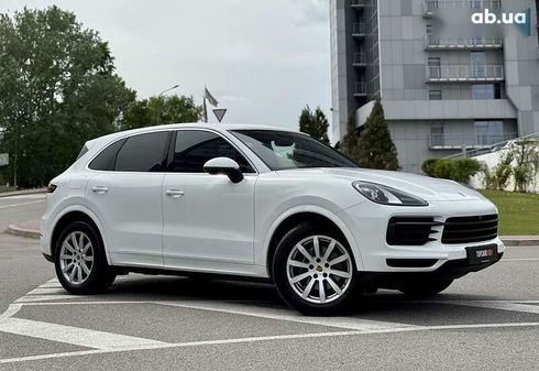 Porsche Cayenne 2020 - фото 20
