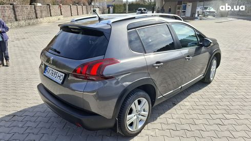 Peugeot 2008 2019 серый - фото 6
