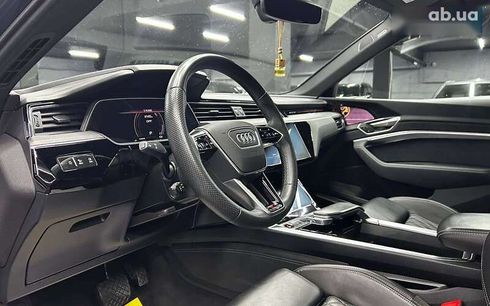 Audi E-Tron 2022 - фото 10