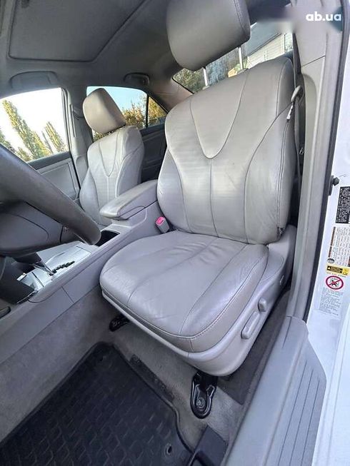 Toyota Camry 2008 - фото 16
