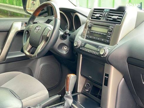 Toyota Land Cruiser Prado 2010 - фото 21