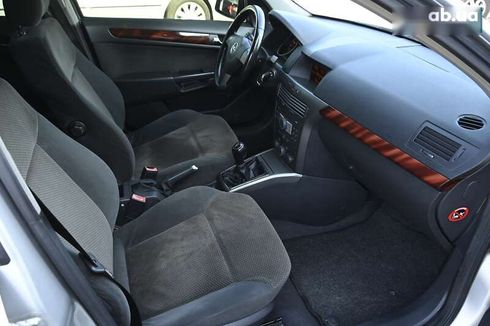 Opel Astra 2005 - фото 28