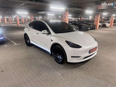 Tesla Model Y 2023 - фото 2
