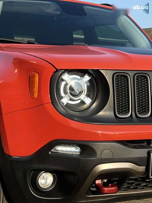 Jeep Renegade 2015 - фото 11