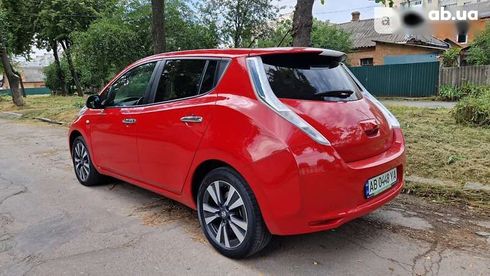 Nissan Leaf 2015 - фото 5