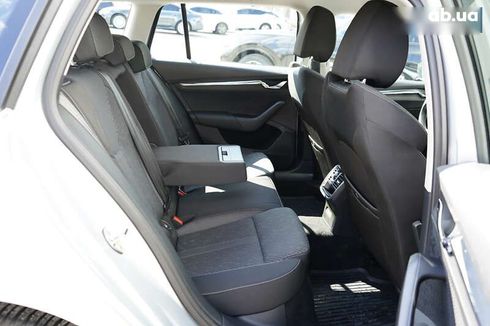 Skoda Octavia 2020 - фото 29