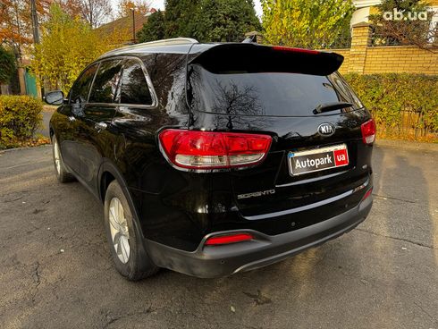 Kia Sorento 2017 черный - фото 7