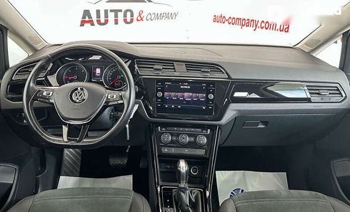 Volkswagen Touran 2018 - фото 12