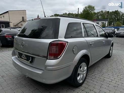 Opel Astra 2013 - фото 14
