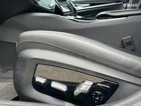BMW 5 серия 2019 серый - фото 17