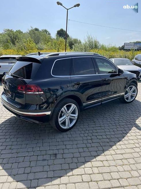 Volkswagen Touareg 2017 - фото 2