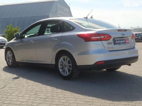 Ford Focus 2016 серый - фото 6