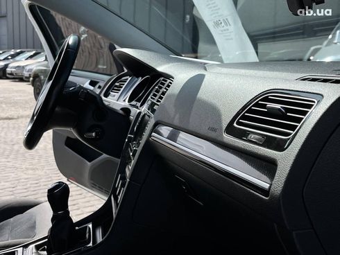 Volkswagen Golf 2015 белый - фото 23