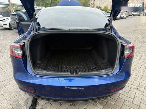 Tesla Model 3 2021 - фото 13