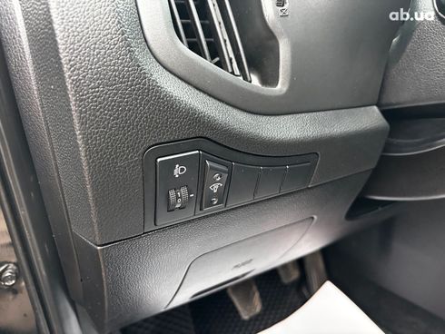 Kia Sportage 2012 черный - фото 20