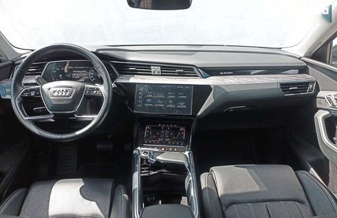 Audi Q4 Sportback e-tron 2020 - фото 10