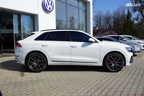 Audi Q8 2022 - фото 17